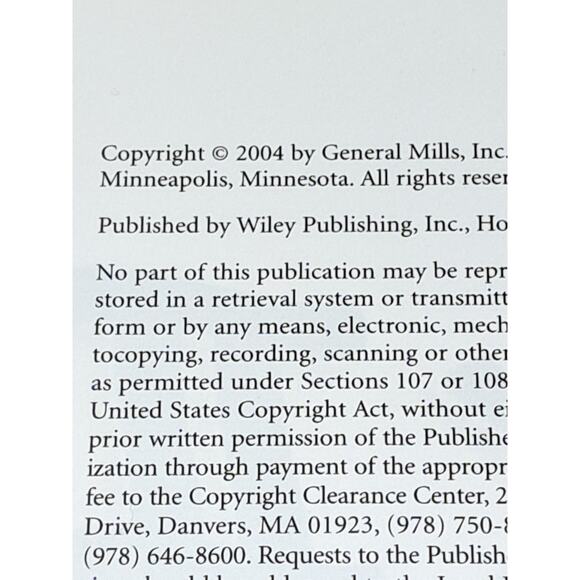 Betty Crocker Bisquick II Cookbook: Easy Breakfast Lunch Dinner Dessert - Picture 2 of 4